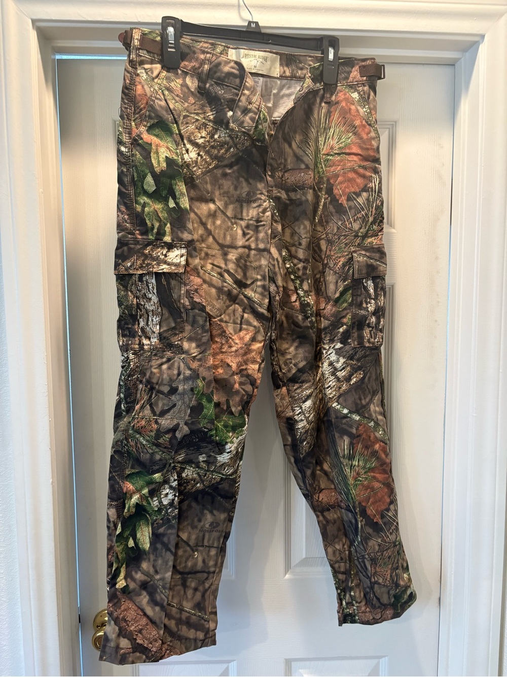 Men’s Rustic Ridge Mossy Oak hunting pants